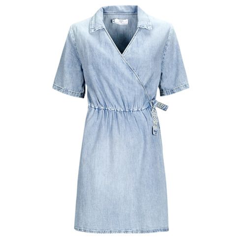 Abito corto donna Le Temps des Cerises FLOE in blu, caratterizzato da un design elegante e alla moda, ideale per eventi estivi. Perfetto per valorizzare il tuo look con stile e comfort. Scopri il massimo del fashion con questo abito versatile, perfetto per ogni occasione.
