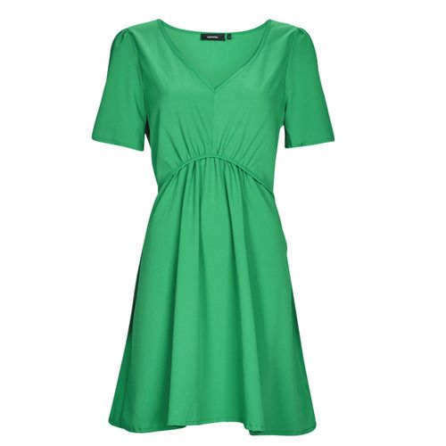 Abito corto Donna Kaporal GAEL GARDEN SAFARI Verde, elegante e alla moda, perfetto per occasioni estive. Design fresco e giovanile, ideale per abbinamenti con sandali e accessori trendy. Acquista ora per un look unico e chic!