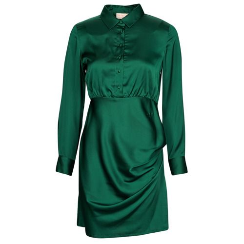 Abito corto donna Moony Mood SANDYA di colore verde, elegante e alla moda, perfetto per ogni occasione. Realizzato con materiali di alta qualità, questo abito esalta la figura femminile ed è ideale per eventi estivi, cocktail e serate fuori. Scegli Moony Mood SANDYA per un look fresco e giovanile.