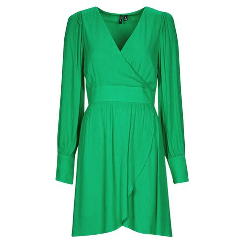 Abito corto Vero Moda VMPOLLIANA LS SHORT DRESS WVN verde per donna, elegante e alla moda, ideale per occasioni casual e speciali. Realizzato in tessuto leggero e traspirante, questo vestito offre comfort e stile. Perfetto da abbinare a sandali o scarpe con tacco per un look chic e contemporaneo. Acquista ora per arricchire il tuo guardaroba con un pezzo trendy e versatile.