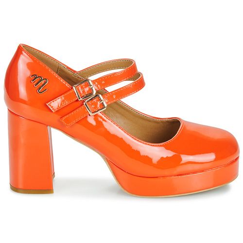 Ballerine Donna Moony Mood SELENA Arancio, eleganti e versatili, perfette per ogni occasione. Design raffinato e comfort eccezionale, ideali per un look chic e alla moda. Scarpe ballerine in arancio, perfette per la primavera e l'estate. Acquista ora per aggiungere un tocco di stile al tuo guardaroba!