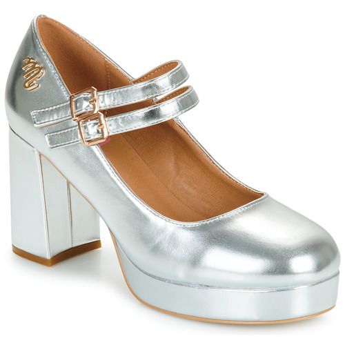 Ballerine Moony Mood SELENA Argento per donna, eleganti e alla moda, perfette per ogni occasione. Queste scarpe flat in colore argento offrono comfort e stile, ideali per completare il tuo outfit. Acquista ora le ballerine Moony Mood SELENA per un look chic e versatile.