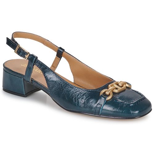 Ballerine VIVELLE Marine di JB Martin per donna, eleganti e versatili, con un design raffinato in tessuto blu scuro. Perfette per ogni occasione, queste ballerine offrono comfort e stile, ideali per completare il tuo outfit quotidiano o da cerimonia. Scopri la collezione JB Martin e aggiungi un tocco di classe al tuo guardaroba con le ballerine VIVELLE Marine.