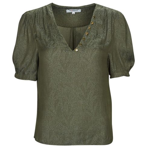 "Camicetta Donna Morgan OMAMA Kaki, elegante blusa in tessuto leggero, ideale per outfit estivi e occasioni casual. Scopri il comfort e lo stile della camicetta OMAMA in colore kaki, perfetta da abbinare a pantaloni o gonne. Acquista ora per un look sofisticato e alla moda!"