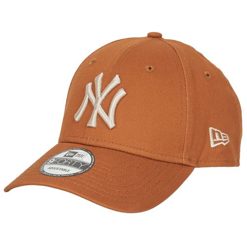 Cappellino New-Era NEW YORK YANKEES EBRSTN Arancio per donna, caratterizzato da un design vivace e logo iconico dei New York Yankees, ideale per completare il tuo look sportivo e casual. Ottima scelta per gli appassionati di baseball e della moda streetwear.