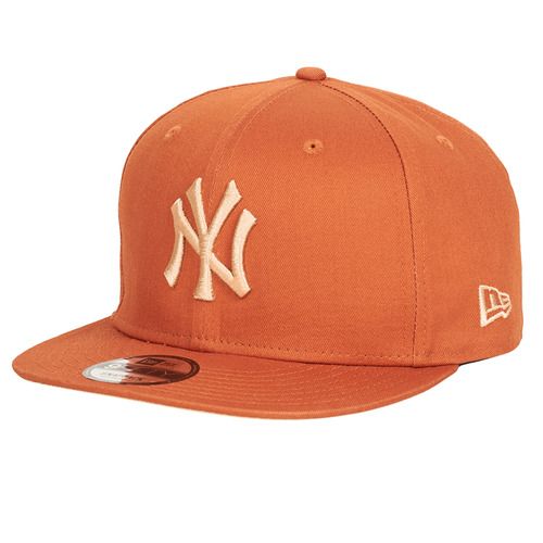 Cappellino Donna New-Era SIDE PATCH 9FIFTY NEW YORK YANKEES Arancio, ideale per un look trendy e sportivo. Realizzato con materiali di alta qualità, questo cappellino presenta un design innovativo con patch laterali, perfetto per gli appassionati della squadra. Aggiungi un tocco di stile al tuo outfit con questo cappellino unico!