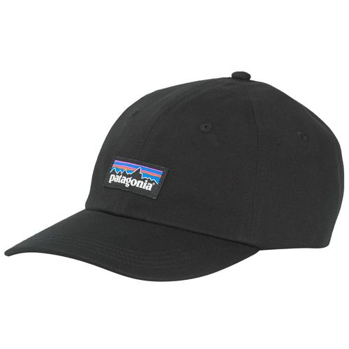 Cappellino Uomo Patagonia P-6 LABEL TRAD CAP Nero, un accessorio versatile e trendy ideale per il tempo libero e le attività all'aperto. Realizzato con materiali di alta qualità, offre comfort e stile. Perfetto per gli amanti della moda sostenibile e del brand Patagonia. Aggiungi un tocco di eleganza e funzionalità al tuo look quotidiano con questo cappellino.