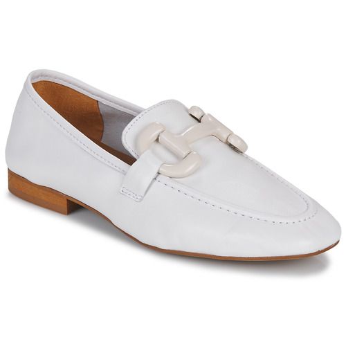 "Mocassini Donna JB Martin FELINE in Bianco, eleganti e versatili, perfetti per ogni occasione. Scarpe alla moda per il tuo guardaroba primaverile, con design raffinato e comfort eccezionale."