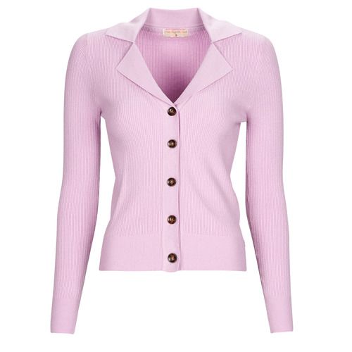 Gilet/Cardigan Donna Moony Mood LAUREANE in Viola, ideale per un look elegante e versatile. Realizzato in tessuto morbido, perfetto per ogni occasione, dalle uscite casual agli eventi speciali. Aggiungi un tocco di stile al tuo guardaroba con questo must-have autunnale. Scopri il comfort e la qualità dei capi Moony Mood.