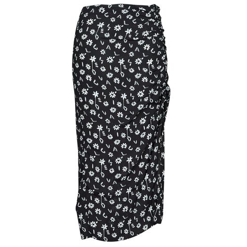 Gonna corta donna Desigual FAL_ZURY in nero, elegante e alla moda, ideale per outfit casual e versatili. Realizzata con materiali di alta qualità, offre comfort e stile. Acquista ora e aggiungi un tocco di classe al tuo guardaroba!
