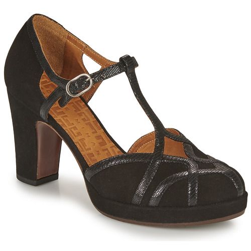 Décolleté Donna Chie Mihara JU-KOREA in pelle nera, design elegante con tacco medio, ideale per ogni occasione. Scarpe fashion e versatili per donne che amano lo stile e il comfort. Acquista ora per elevare il tuo look con queste raffinate calzature.