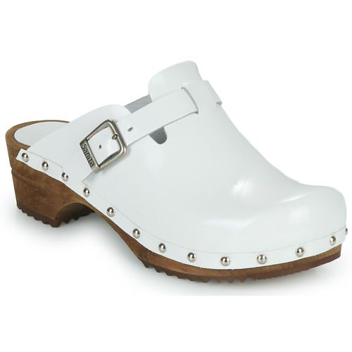 Zoccoli Donna Sanita KRISLA in Bianco, eleganti e confortevoli, ideali per un look professionale e casual. Perfetti per il settore sanitario e la ristorazione, garantiscono supporto e stile. Scopri il comfort e la qualità dei zoccoli Sanita KRISLA.