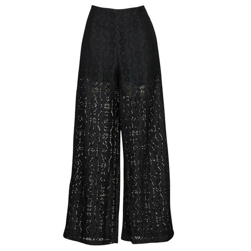 Pantaloni morbidi alla zuava Desigual PANT_NEWCASTLE in nero, ideali per donne alla moda. Scopri il comfort e lo stile con questi pantaloni eleganti e versatili, perfetti per ogni occasione. Acquista ora i pantaloni alla zuava Donna per un look chic e moderno.