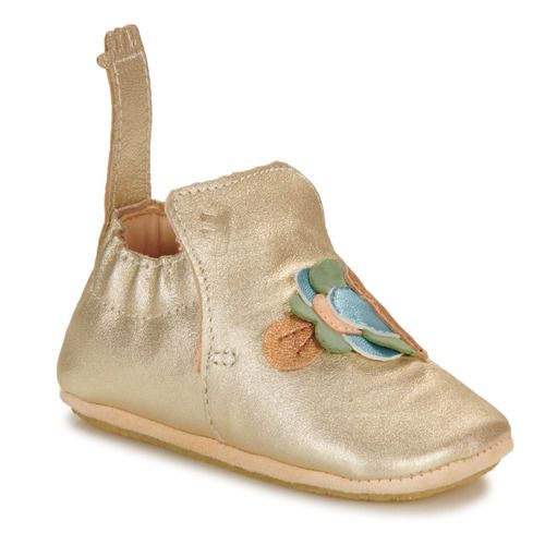 Pantofole bambina ragazza Easy Peasy MY BLUBLU POISSON Oro, calzature comfortevoli e stilose per la comodità dei tuoi piccoli. Design elegante con dettagli unici, perfette per uso quotidiano e moments di relax. Acquista ora le pantofole Easy Peasy per un look alla moda e la felice crescita dei tuoi bambini.
