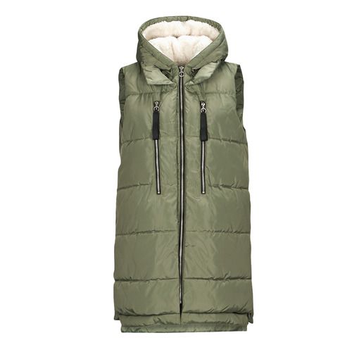 Piumino Donna Only ONLNEWNORA PUFFER WAISTCOAT CC OTW Kaki, elegante gilet imbottito in colore kaki, ideale per l'inverno. Leggero e caldo, questo piumino è perfetto per look casual e alla moda. Aggiungi un tocco di stile al tuo outfit con il gilet Only, versatile e chic. Disponibile in diverse taglie, un must-have per la stagione fredda.