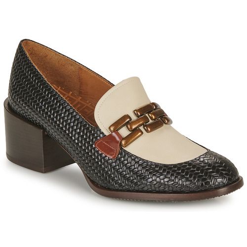 Mocassini Donna Chie Mihara QUESUA Nero: eleganti e versatili calzature in pelle nera, ideali per outfit casual e formali. Design contemporaneo con suola comoda, perfetti per ogni stagione. Acquista ora per un tocco di stile unico!