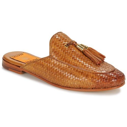 Immagine della ciabatta da donna Melvin & Hamilton SCARLETT 2 in marrone, un modello elegante e raffinato ideale per il tempo libero e le occasioni informali. Realizzata con materiali di alta qualità, offre comfort e stile. Perfetta per completare qualsiasi outfit estivo, questa ciabatta è un must-have nella tua collezione di calzature. Acquista ora la Melvin & Hamilton SCARLETT 2 Marrone e aggiungi un tocco di classe al tuo guardaroba.