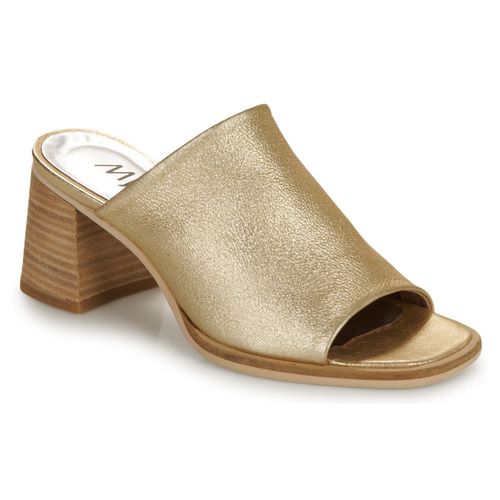 Sandali donna Myma 7770MY01-LAMINATO-PLATINE Oro, eleganti e versatili, perfetti per ogni occasione. Design raffinato con finitura laminata platino, ideali per completare il tuo look estivo con stile e comfort. Disponibili in diverse misure, questi sandali sono un must-have per ogni donna alla ricerca di un tocco di glamour.