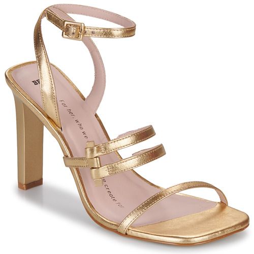 Sandali Bronx ALADIN-SANDAL Oro per donna, eleganti e alla moda, realizzati in materiali di alta qualità. Questi sandali offre un design raffinato e versatile, perfetti per completare ogni outfit estivo. Comfort e stile si uniscono in questo modello imperdibile per la stagione. Acquista i tuoi sandali Bronx ALADIN-SANDAL Oro e porta un tocco di classe al tuo guardaroba.