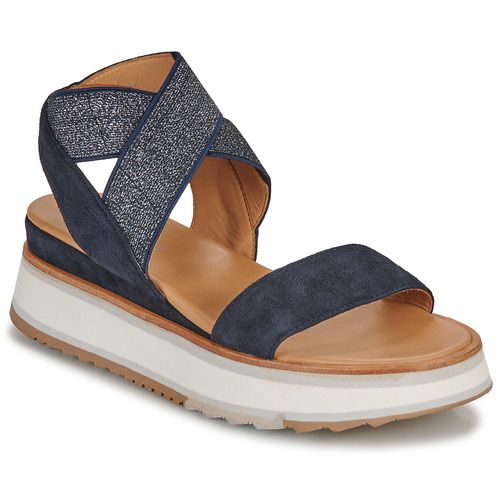 Sandali donna Adige CARMEN Marine, eleganti e comodi, perfetti per ogni occasione estiva. Realizzati in materiali di alta qualità, questi sandali offrono stile e comfort unici. Scopri il design moderno e la tonalità marina che si abbina facilmente a qualsiasi outfit. Acquista ora i Sandali CARMEN Marine per un look alla moda e versatile!