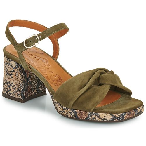 Sandali Chie Mihara GELIA Kaki per donna, eleganti e alla moda, realizzati in materiali di alta qualità. Perfetti per l'estate, questi sandali offrono comfort e stile, ideali per ogni occasione. Acquista online il tuo paio di sandali GELIA Kaki per un look chic e versatile.
