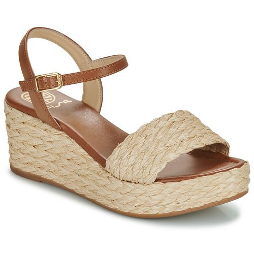 Sandali Donna Unisa KEBEC Beige, eleganti e alla moda, perfetti per ogni occasione. Design raffinato con dettagli curati, ideali per completare i tuoi look estivi. Scarpe comode e trendy per donne alla ricerca di stile e comfort. Acquista ora i tuoi sandali Unisa KEBEC Beige!