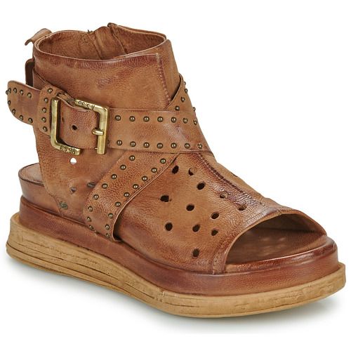 Sandali Airstep / A.S.98 LAGOS 2.0 UPPER Marrone per donna, caratterizzati da un design elegante e materiali di alta qualità. Perfetti per l'estate, offrono comfort e stile in ogni occasione. Acquista ora questi sandali alla moda per completare il tuo look estivo.