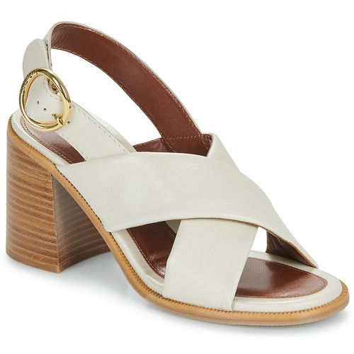 Sandali See by Chloé LYNA Beige per Donna, eleganti e alla moda, realizzati in materiali di alta qualità. Ideali per l'estate, questi sandali offrono comfort e stile, perfetti per completare ogni outfit. Scopri la versatilità dei sandali LYNA e acquista il tuo paio sul nostro sito!