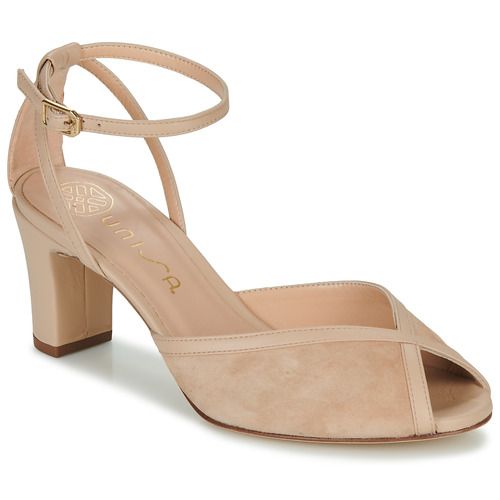 Sandali Unisa MEGARA Beige per donna, eleganti e versatili, realizzati in materiali di alta qualità. Perfetti per ogni occasione, questi sandali offrono comfort e stile. Acquista ora i tuoi sandali Unisa MEGARA Beige e completa il tuo look estivo con un tocco di classe.