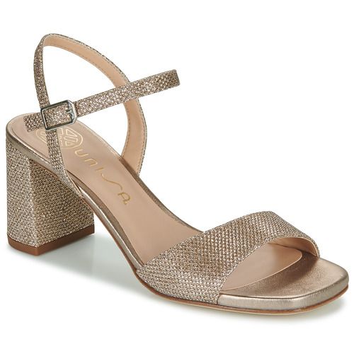 Sandali Unisa MORATY in oro per donna, eleganti e alla moda. Perfetti per ogni occasione, questi sandali uniscono stile e comfort, garantendo un look sofisticato. Ideali per l'estate, si abbinano facilmente a diversi outfit, rendendoli un must-have nel guardaroba femminile.