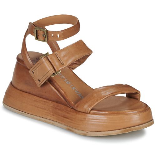 Sandali Airstep / A.S.98 REAL BUCKLE Marrone per donna, eleganti e trendy, perfetti per ogni occasione estiva. Design contemporaneo con fibbie regolabili e suola comoda, ideali per un look alla moda e versatile. Acquista online i migliori sandali in pelle per la tua collezione di calzature.