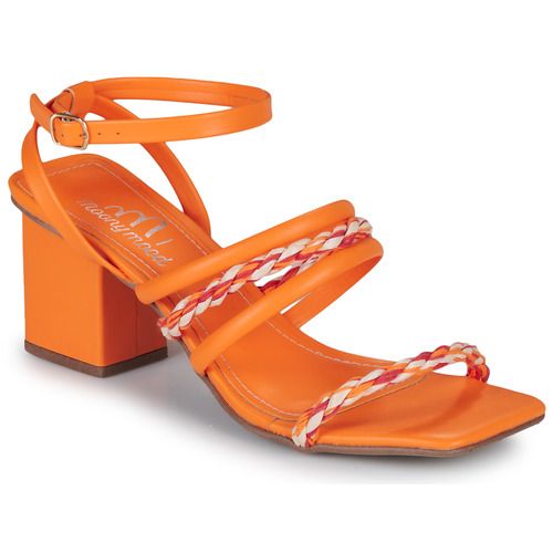 Sandali Donna Moony Mood WYONA Arancio, eleganti e alla moda, perfetti per l'estate. Questi sandali caratterizzati da un design trendy e un vivace colore arancione sono ideali per completare ogni outfit estivo. Perfetti per occasioni casual e serate eleganti, offrono comfort e stile in ogni passo. Acquista ora i tuoi sandali WYONA per essere sempre al top della moda!