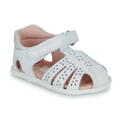 Sandali Pablosky per bambina ragazza mod. 37200 in bianco, eleganti e confortevoli, ideali per l'estate. Perfetti per ogni occasione, questi sandali assicurano comfort e stile, realizzati con materiali di alta qualità. Acquista ora i Pablosky Sandali bambina ragazza 37200 Bianco per un look trendy e alla moda.