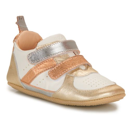 Scarpe bambina ragazza Easy Peasy MY PRE BASKET VELCRO Oro, eleganti e comode, ideali per ogni occasione. Perfette per il tempo libero, realizzate con materiali di alta qualità, offrono una vestibilità sicura grazie alla chiusura in velcro. Stile unico e designs alla moda per le piccole fashioniste.