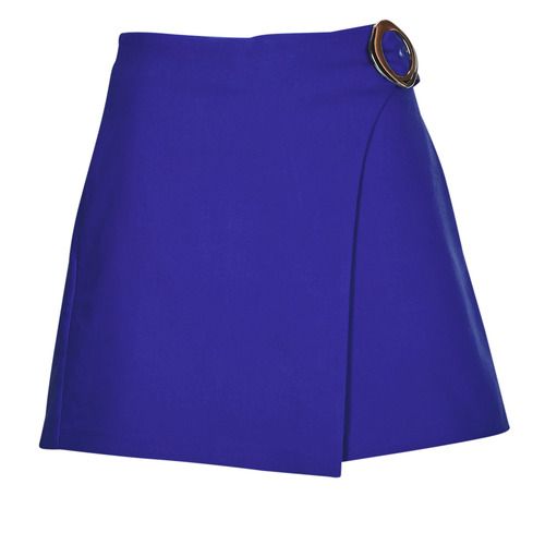 Shorts Donna Morgan SHUSA SKORT Blu, eleganti e versatili, perfetti per ogni occasione. Realizzati in tessuto di alta qualità, offrono comfort e stile. Ideali per l'estate, questi shorts si abbinano facilmente a top e accessori per un look alla moda. Disponibili in blu, rappresentano un must-have del guardaroba femminile. Acquista ora per un tocco di freschezza e raffinata comodità nel tuo outfit!