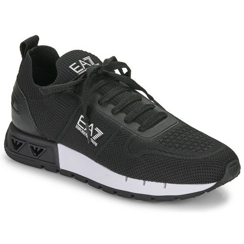 Sneakers basse Emporio Armani EA7 BLK WHT LEGACY KNIT in nero per donna, eleganti e alla moda, ideali per ogni occasione. Design moderno e versatilità nell'abbigliamento, perfette per un look casual e sportivo. Acquista ora le tue nuove sneakers Emporio Armani EA7 per un comfort e uno stile senza pari.