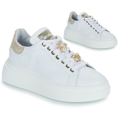 Sneakers basse Meline Bianco per donna, eleganti e versatili, ideali per ogni occasione. Design moderno e chic, materiali di alta qualità per un comfort ottimale. Perfette per completare il tuo outfit con stile. Acquista ora le Meline Bianco Sneakers basse per un look trendy e alla moda.