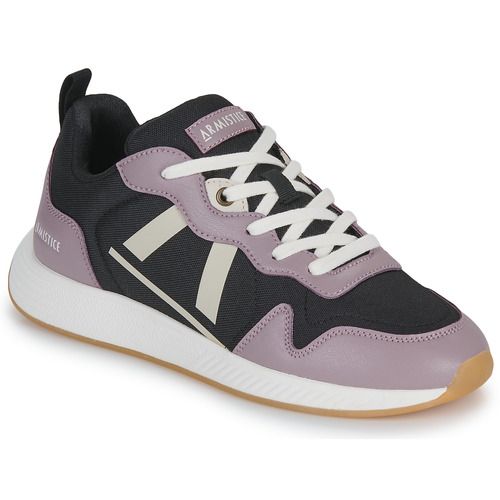 Sneakers basse Armistice COOL TRAINER Nero per donna, eleganti e alla moda, ideali per ogni occasione. Design contemporaneo e comfort eccezionale, perfette per un look casual-chic. Scarpe versatili da abbinare a qualsiasi outfit, realizzate con materiali di alta qualità per garantire durabilità e stile.