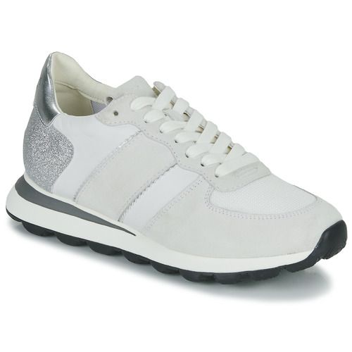 Sneakers basse Geox D SPHERICA VSERIES Bianco per donna, eleganti e alla moda, perfette per il comfort quotidiano e adatte a ogni occasione. Queste scarpe sportive offrono una combinazione ideale di stile e funzionalità, grazie alla loro traspirabilità e suola in gomma antiscivolo. Aggiungi un tocco di classe al tuo outfit con queste sneakers versatile Geox.