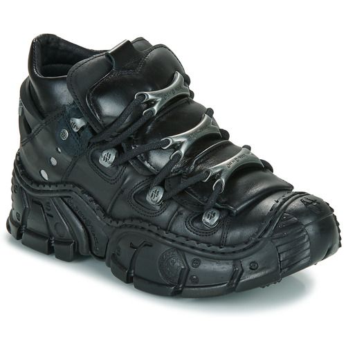 Sneakers basse New Rock IMPACT Nero per donna, eleganti e versatili, ideali per l'uso quotidiano. Design moderno con dettagli distintivi, perfette per completare ogni outfit. Scopri la qualità e il comfort che caratterizzano queste scarpe da ginnastica. Aggiungi stile al tuo guardaroba con le New Rock IMPACT Nero.