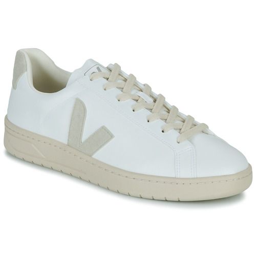 Sneakers basse Veja URCA Bianco per donna, eleganti e versatili, ideali per ogni occasione. Design moderno con materiali sostenibili, perfette per uno stile casual e alla moda. Acquista ora le sneakers Veja URCA Bianco e completa il tuo look con comfort e stile.