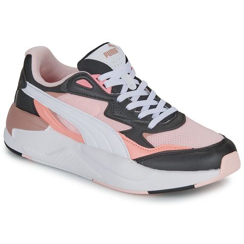 Sneakers basse Puma X-Ray Speed Bianco per donna, ideali per uno stile casual e alla moda. Design contemporaneo e comfort ottimale, perfette per ogni occasione. Scarpe sportive versatili e trendy, da abbinare facilmente a ogni outfit. Acquista ora per un look chic e dinamico!