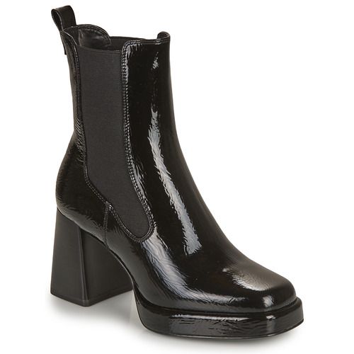 Stivaletti Donna Tamaris 25002-001-AH23 in Nero, perfetti per ogni occasione, con design elegante e versatile per un look alla moda. Ideali per l'autunno/inverno, questi stivaletti offrono comfort e stile senza tempo. Acquista ora i tuoi Tamaris per completare il tuo outfit!