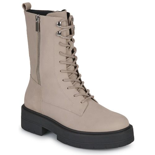Stivaletti Donna Geox D SPHERICA EC7 Beige in pelle, dal design elegante e moderno, perfetti per ogni occasione. Realizzati con tecnologia respirabile, offrono comfort e stile. Ideali per completare il tuo outfit con un tocco di classe. Acquista ora il tuo paio di stivaletti Geox D SPHERICA EC7 Beige!