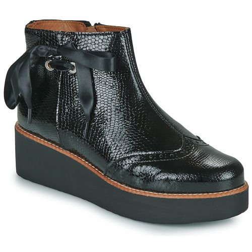Stivaletti Donna Fericelli JANDICI Nero, eleganti e alla moda, con design sofisticato e materiali di alta qualità, ideali per completare il tuo look in ogni occasione. Scarpe perfette per la stagione, offrono comfort e stile senza tempo. Acquista ora e arricchisci il tuo guardaroba con questi stivaletti versatili!
