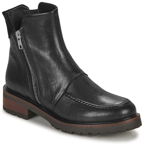 Stivaletti Donna Casta MANUKA Nero in pelle elegante, con tacco comodo e design moderno, ideali per ogni occasione. Perfetti per l'autunno e l'inverno, questi stivali offrono stile e comfort. Acquista i tuoi Casta MANUKA Nero per un look trendy e raffinato!