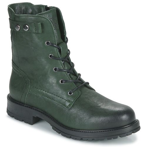 Stivaletti Donna Dream in Green NELATINE Verde con design elegante e contemporaneo, realizzati in materiali di alta qualità per un comfort ottimale. Ideali per completare look casual e alla moda, perfetti per ogni stagione. Acquista ora i tuoi stivaletti NELATINE per un tocco di stile.
