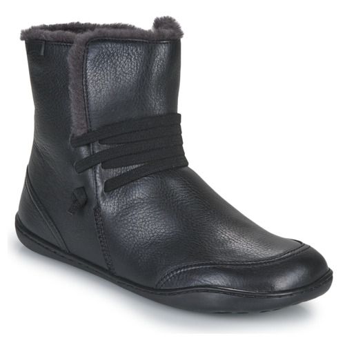 Stivaletti Donna Camper PEU CAMI Nero, eleganti e versatili, ideali per ogni occasione. Design moderno e confortevole, perfetti per l'uso quotidiano. Aggiungi stile e comfort al tuo guardaroba con questi stivali di alta qualità. Acquista ora i tuoi Camper PEU CAMI Nero!