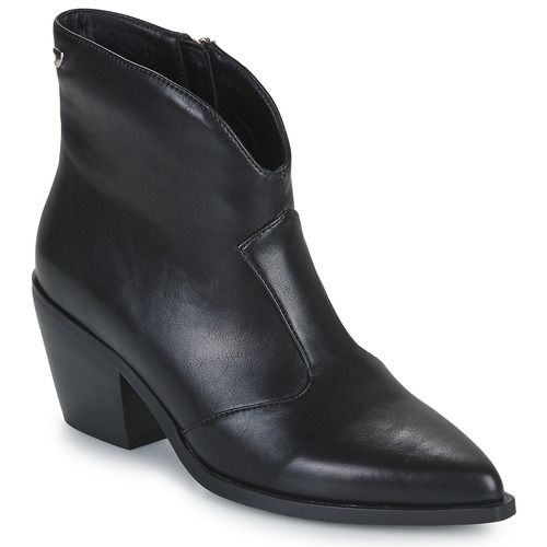 Stivaletti Donna Gioseppo PORTREE in Nero, eleganti e versatili, ideali per ogni occasione. Design moderno e materiali di alta qualità, perfetti per completare il tuo outfit con stile. Disponibili per l'acquisto online.