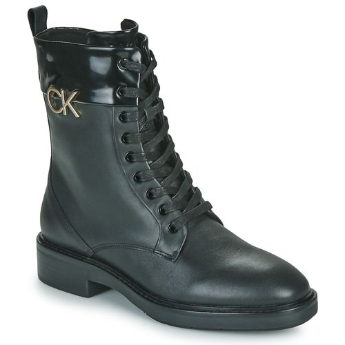 Stivaletti Donna Calvin Klein Jeans RUBBER SOLE COMBAT BOOT W/HW Nero, stivaletti eleganti e resistenti, ideali per un look alla moda e confortevole. Scarpe con suola in gomma, perfette per affrontare ogni situazione con stile. Acquista il tuo paio di stivaletti combat Calvin Klein per un outfit distintivo e accattivante.